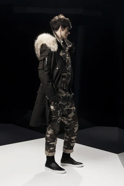 Look 34